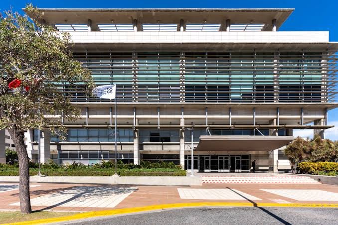 AUTORIDADES REALIZAN 18 ALLANAMIENTOS SIMULTÁNEOS EN ARMERÍAS POR POSIBLES IRREGULARIDADES