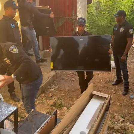 RECUPERAN 21 TELEVISORES ROBADOS EN BAYAGUANA
