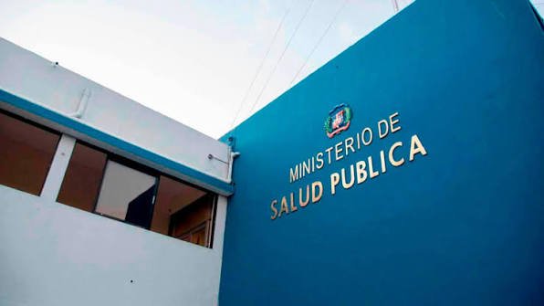 El Ministerio de Salud de la República Dominicana dispone una intervención estratégica en ocho hospitales para evaluar y optimizar la atención materno-infantil